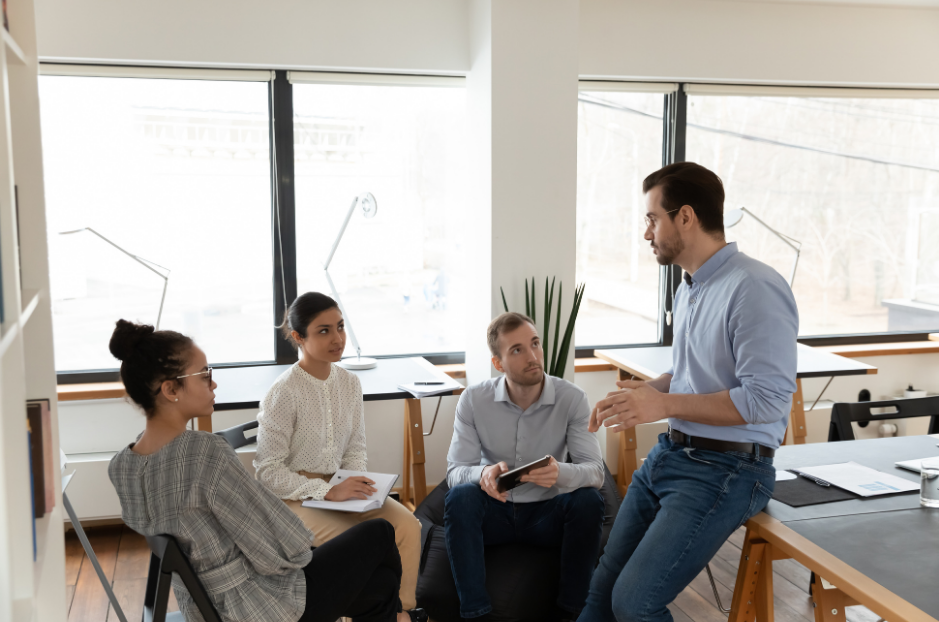 Human resource consultants discussing a recruiting project.